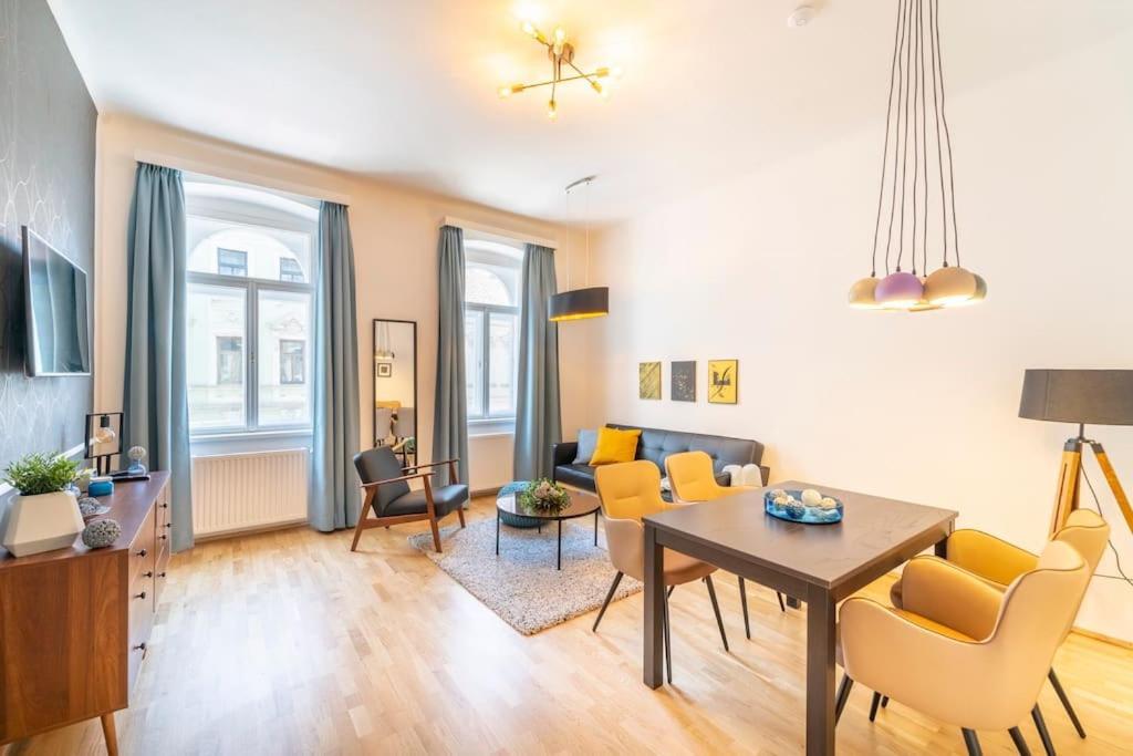 Apartment Comfort Nahe Uno-city Und Vic Levestate Wien